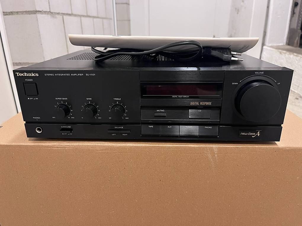 Amplificatori: Technics SU-X101 (Verstärker, Stereo Integrated Amplifier) – Usato da Neyruz FR venduto da simonkau