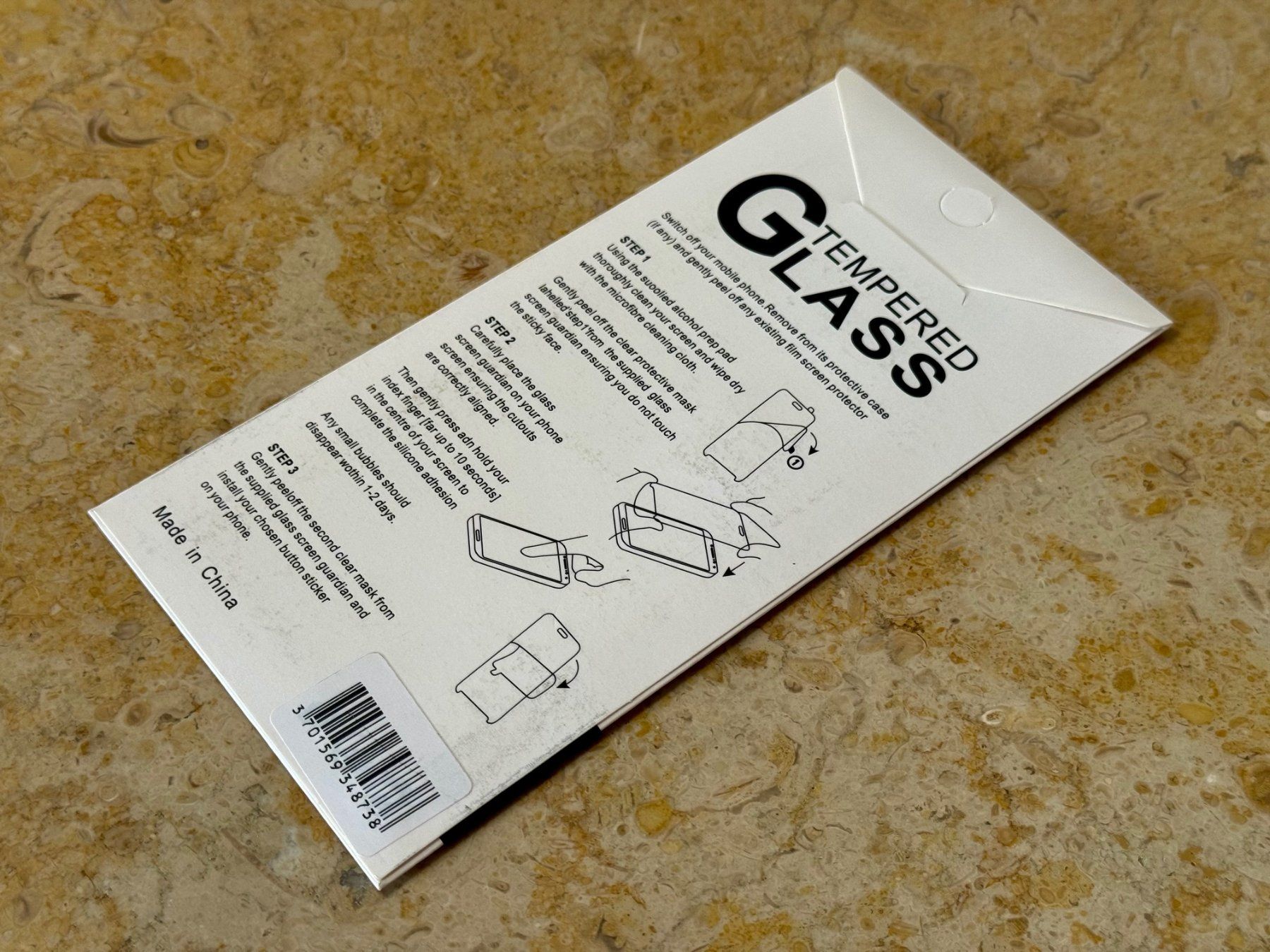 Cover & Protezioni schermo: iPhone 15 Plus - Schutzglas / Panzerglas / Verre trempé – Nuovo e nell'imballaggio originale da Soyhières venduto da Spartan117 2