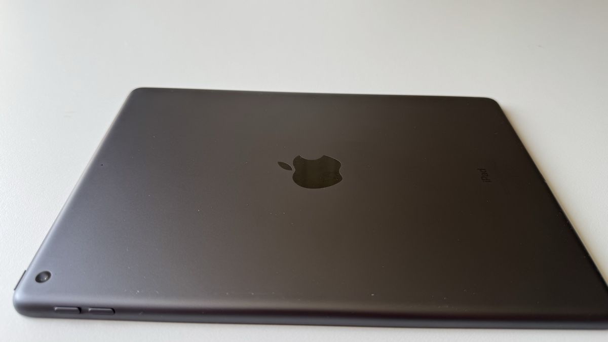 Apple Tablettes PC: Ipad 8 generation 128 gb – D'occasion à Gelterkinden par 4eb_y6xh 2