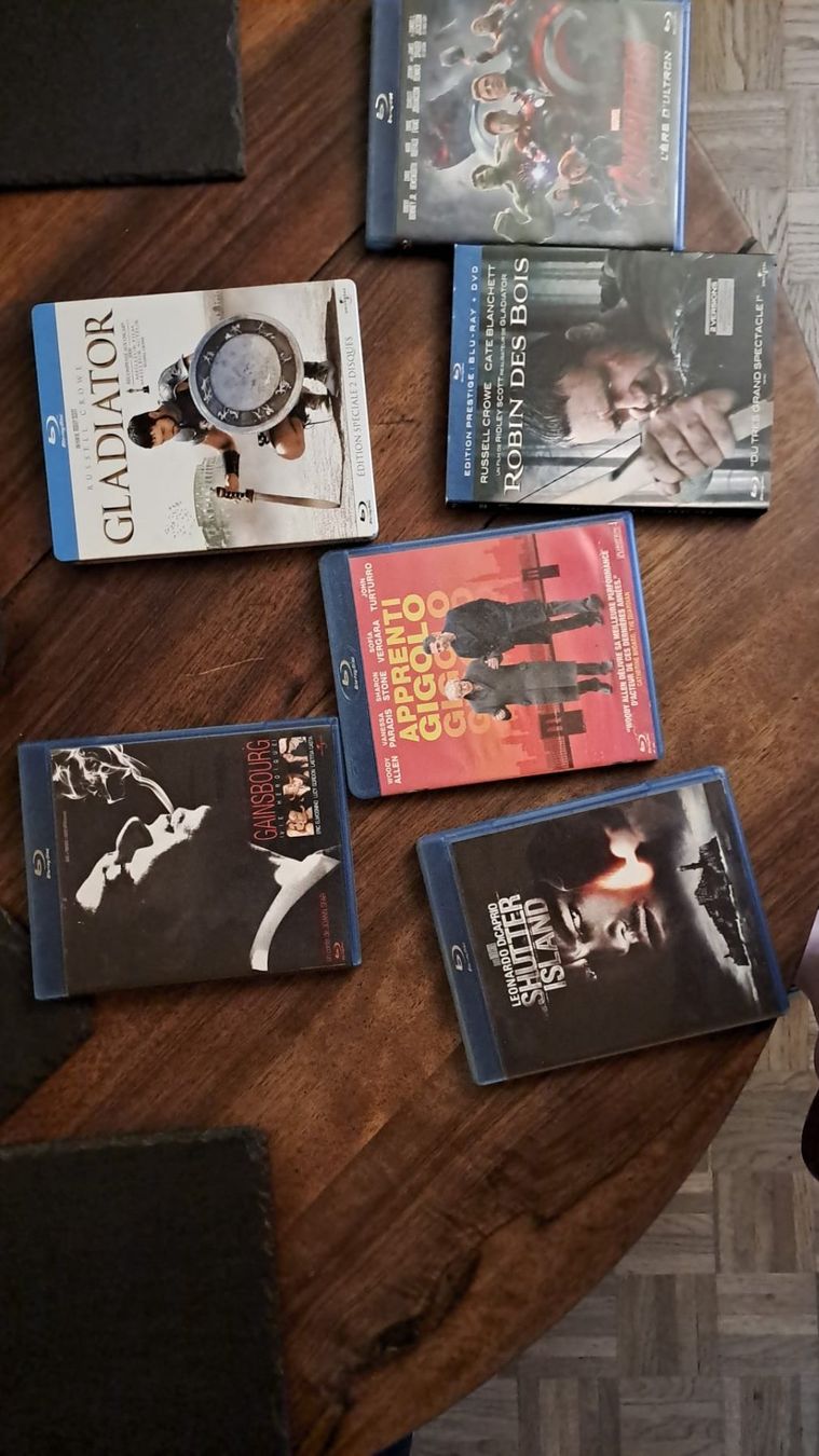 Tutti i DVDs: 100 DVD – Usato da Lausanne venduto da zor_2zbc