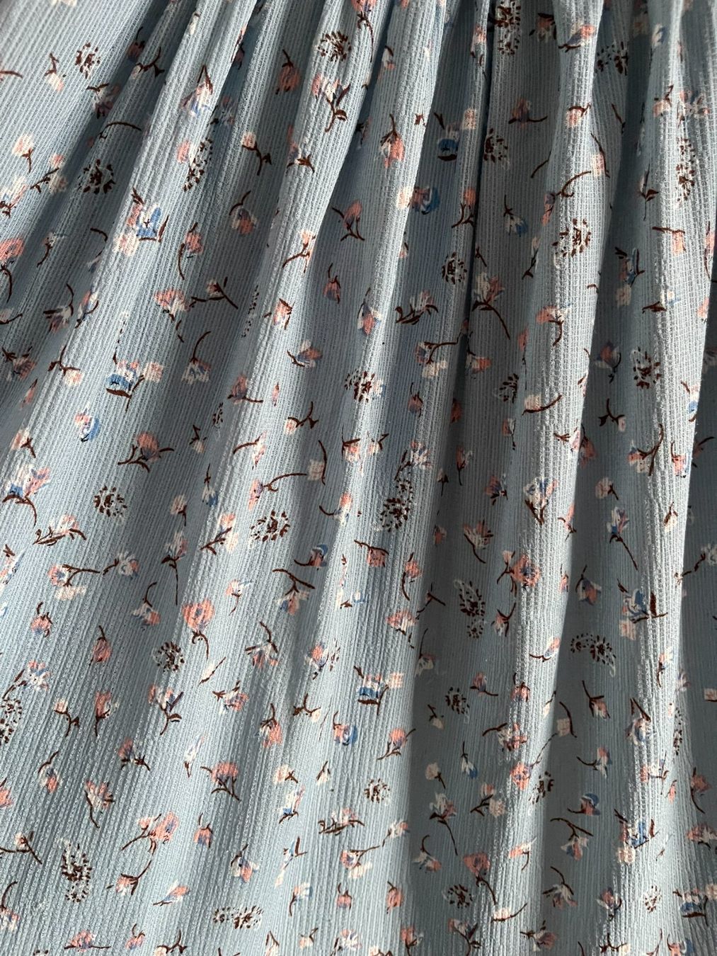 Kleider: Sommerliches Midikleid, Gr.M, hellblau mit Blumen – Gebraucht aus Rheineck von FGeissler 5