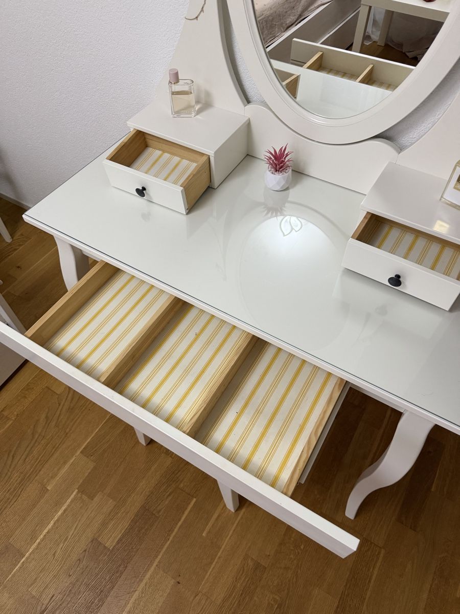 Ikea Tavoli da trucco: Schminktisch mit Hocker – Usato da Mühlau venduto da val_6lbv 3