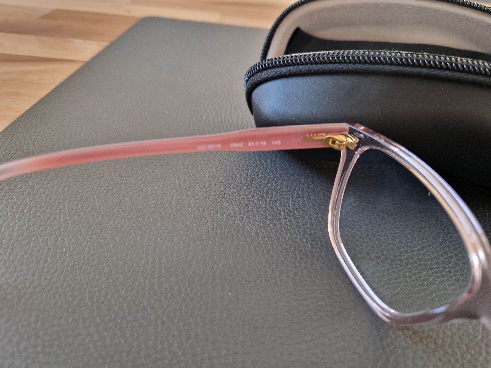 Vogue Brillen & Gläser: Brille Vogue mit Korrektur – Gebraucht aus Lyss von katelisa 2