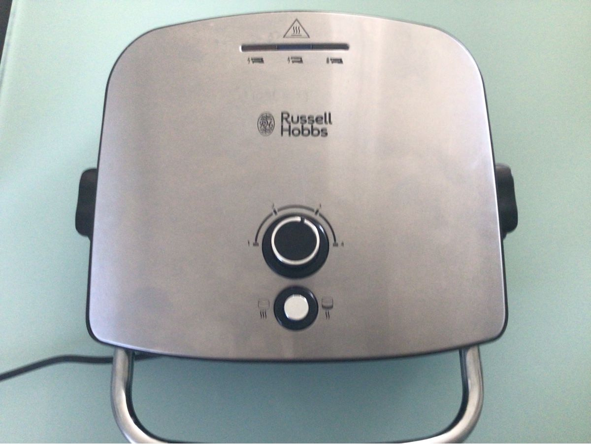Griglie: Grill Russel Hobbs – Usato da Léchelles venduto da Alessando10
