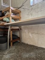 Schreibtisch
