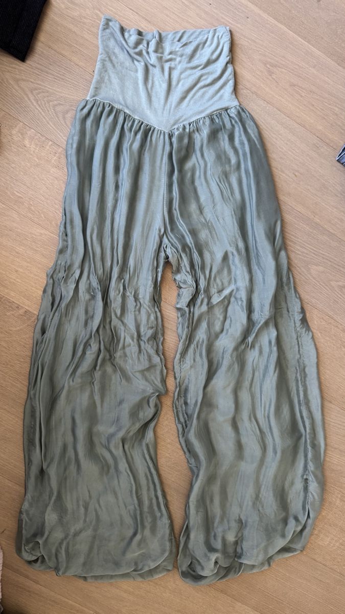 Hosen: Diverse Hosen Gr. S – Gebraucht aus Steinhausen von inmumi 6