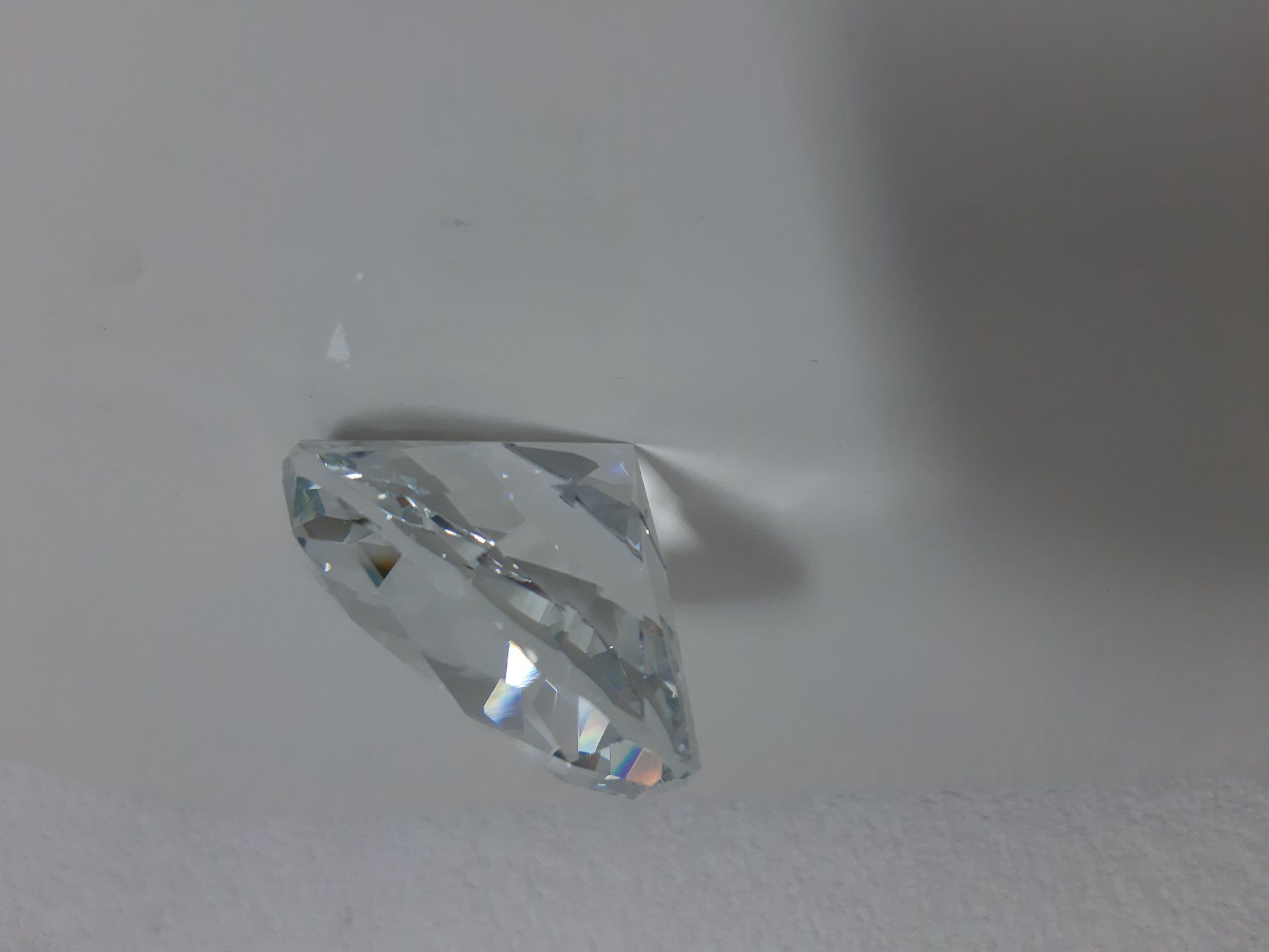 Tutte le decorazioni: Diamant Glas  klar 8cm Neu – Nuovo e nell'imballaggio originale da Urtenen-Schönbühl venduto da Kronengold 1