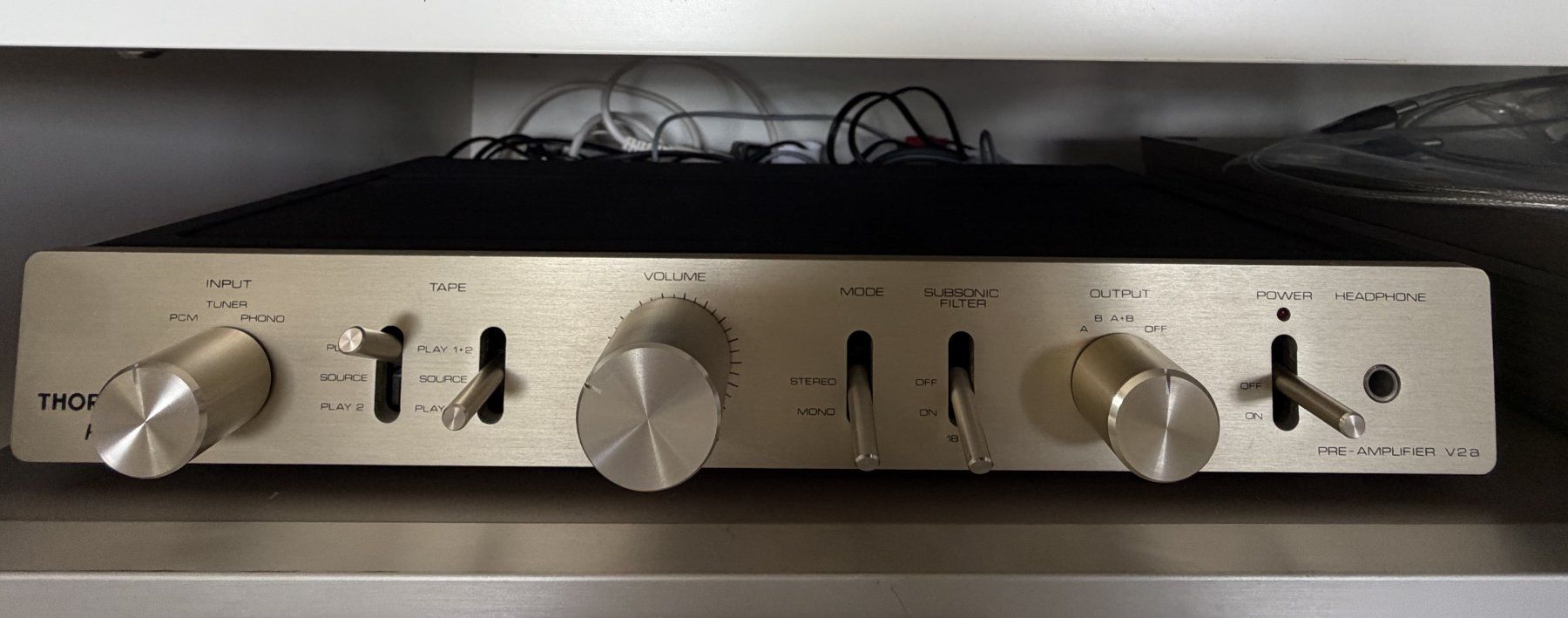 Amplificatori: Thorens Restek Vorverstärker V2a – Usato da Horgen venduto da hok_jsl2