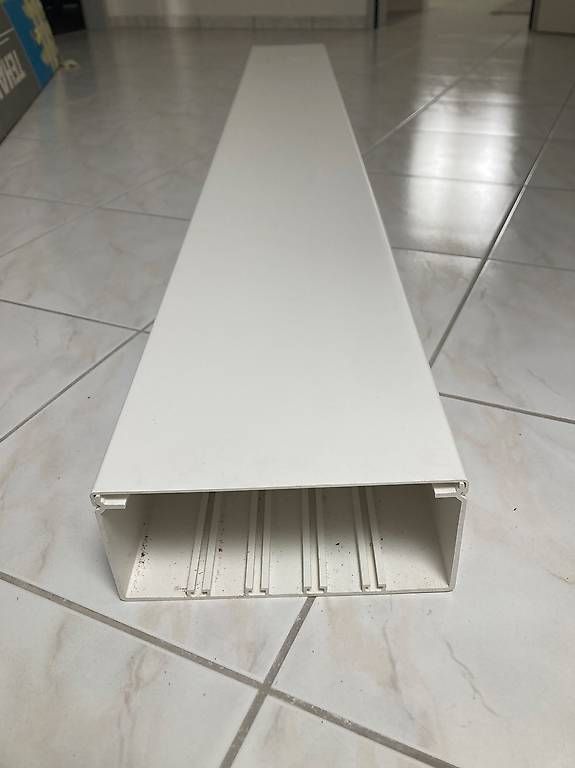 Altro Materiale elettrico: Kabelkanal 2m, 230 / 100 mm – Usato da Uzwil venduto da Jimmy1971