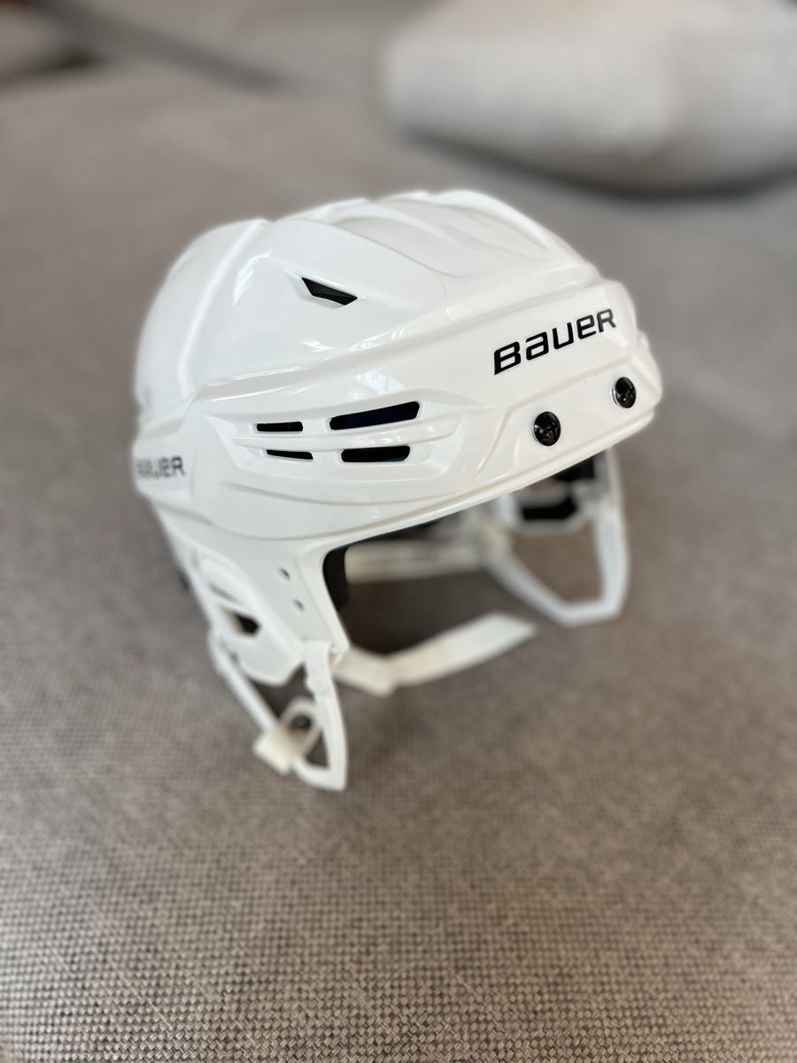 Bauer Helme: Bauer RE-AKT 55 Medium Size – Gebraucht aus Pontresina von ste_5mly 8
