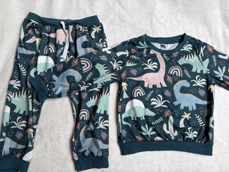 Pyjama Dino Motiv