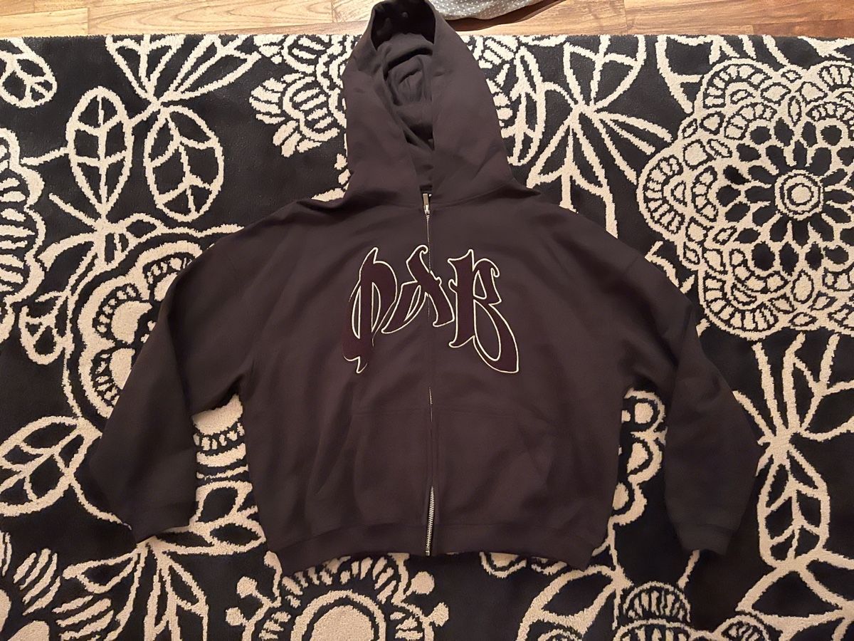 Maglioni & Felpe: Favela Zipup Hoodie - Braun – Usato da Gipf-Oberfrick venduto da rou_sfb2