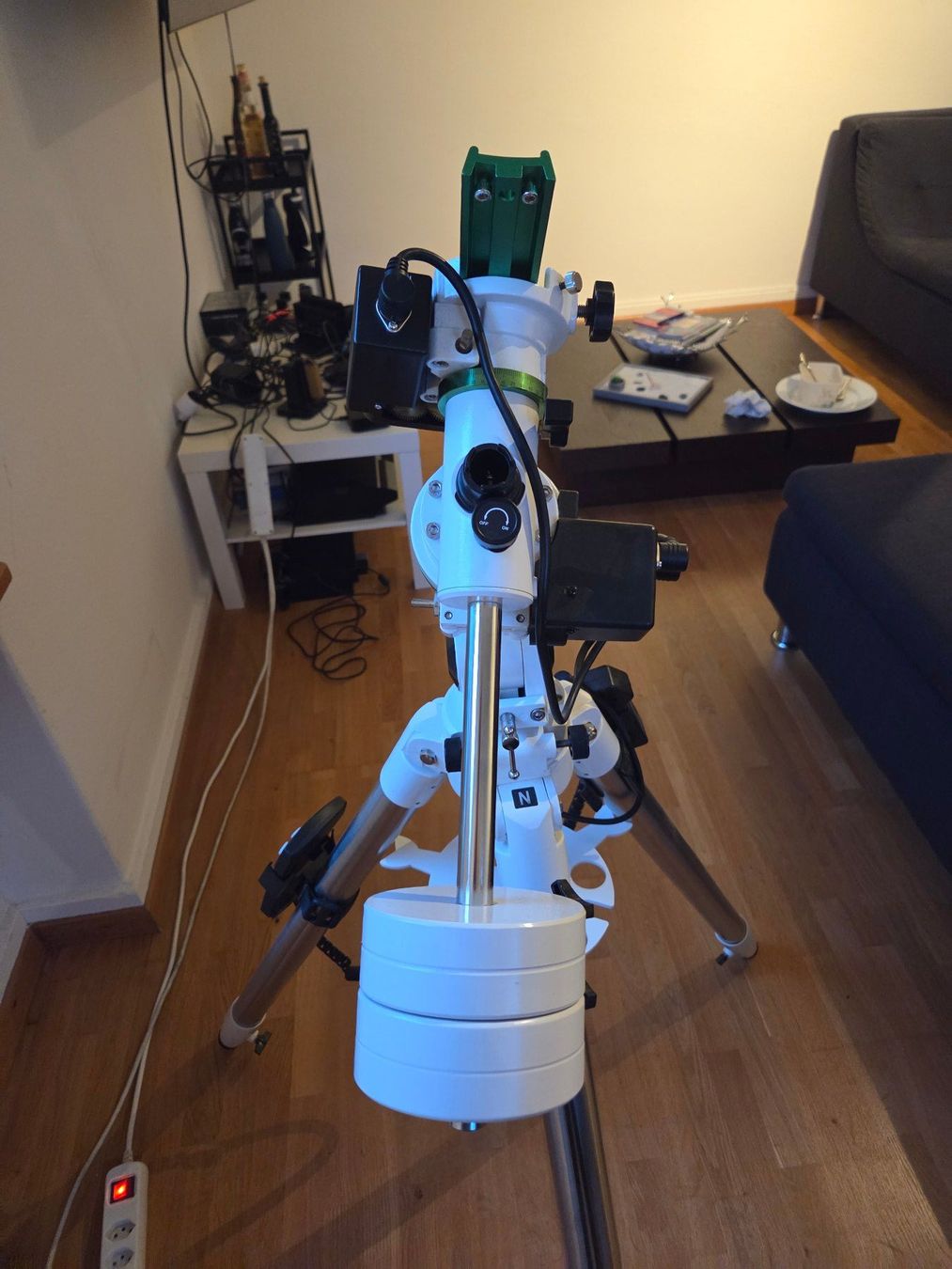 Sky-Watcher Supporti a parete: SkyWatcher EQM-35 Pro Mount & Tripod + Powerbank – Usato da Zürich venduto da samstagern1990 4