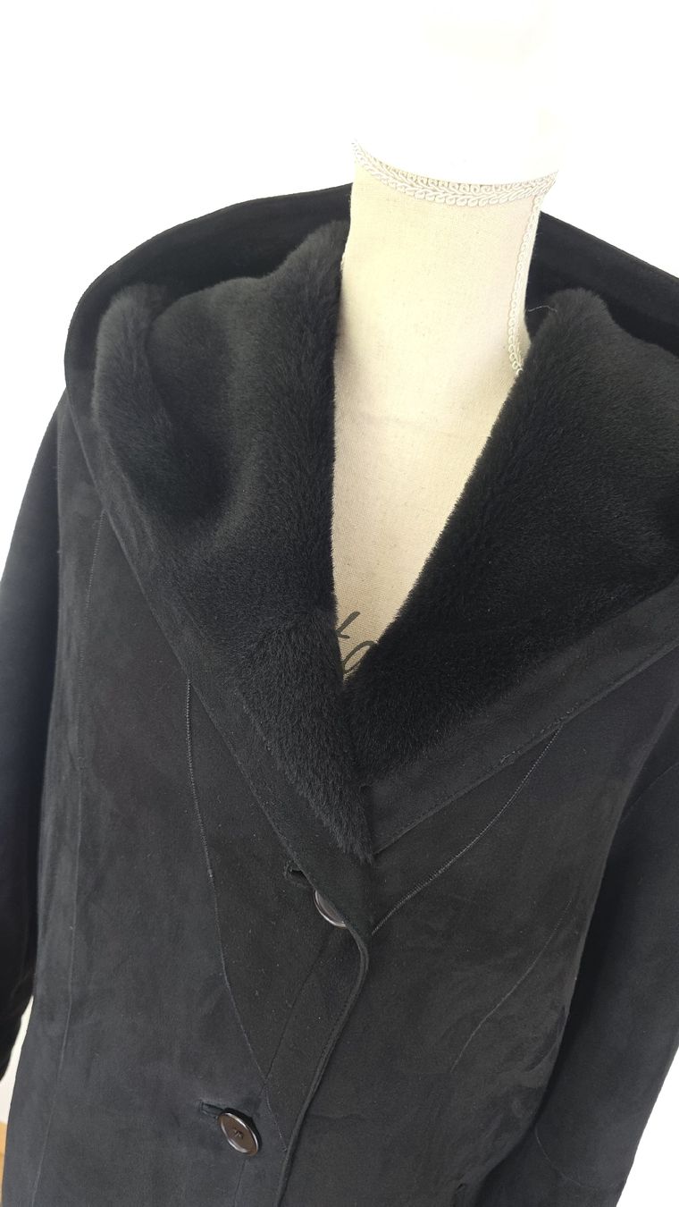 Cappotti: Superwarmer Lammfell-Mantel von "ARMA" Gr. 40 – Usato da Schneisingen venduto da backstore24 1