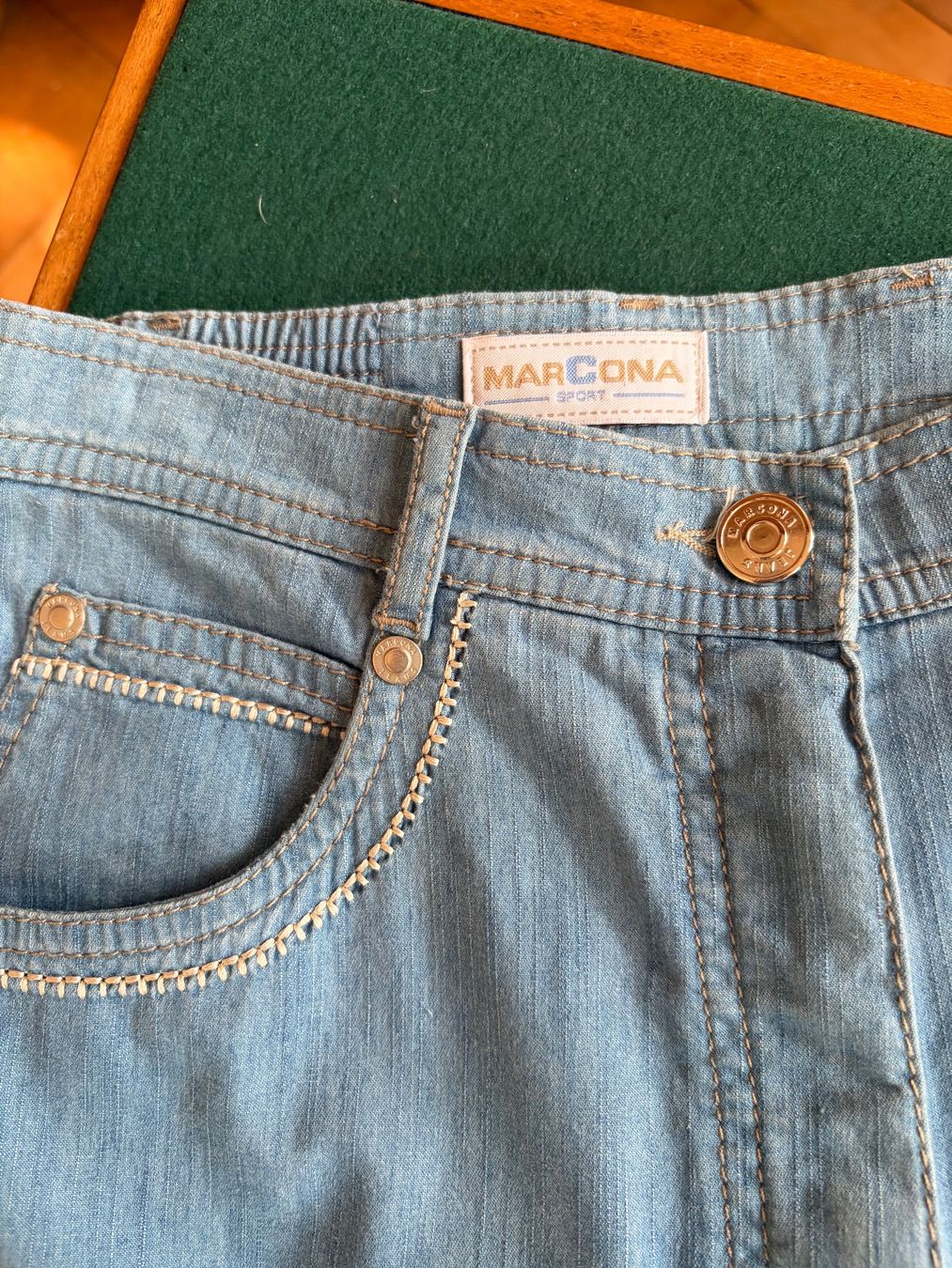 Jeans: MARCONA VINTAGE  Jeans / hohe Taille / Größe 38DE – Usato da Interlaken venduto da Bona55 2