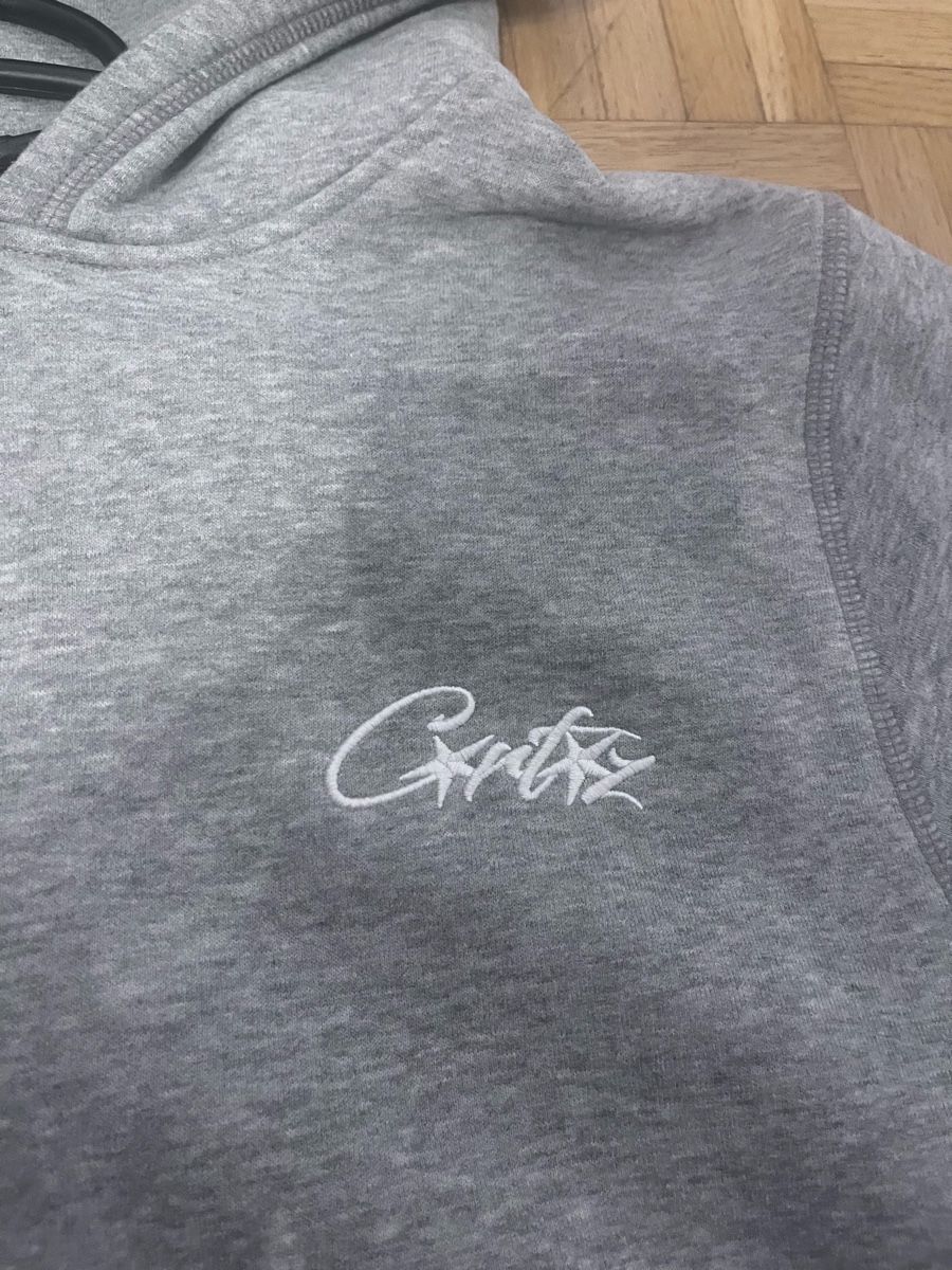 Corteiz Maglioni & Felpe: Corteiz Hoodie Gray – Usato da Biel/Bienne venduto da you_6vsv 1