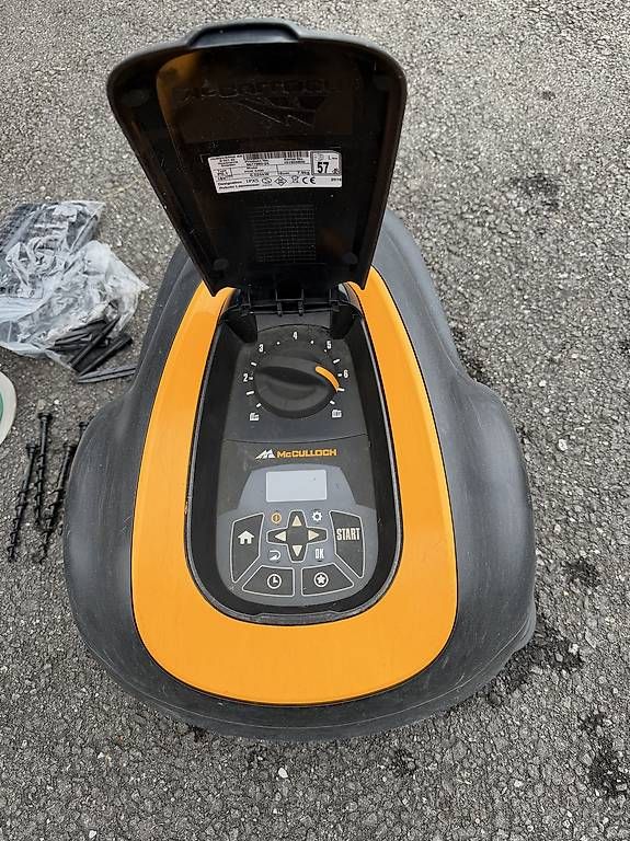 Tagliaerba: Robot Tondeuse McCulloch Mähroboter ROB S600 – Usato da Collombey venduto da Le69ro 3