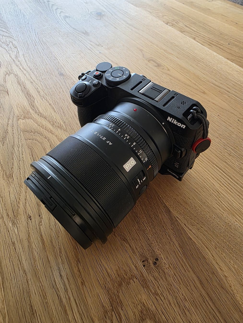 Nikon Fotocamera: Nikon Z30 Kameraset  – Usato da Häggenschwil venduto da Iwingman 2