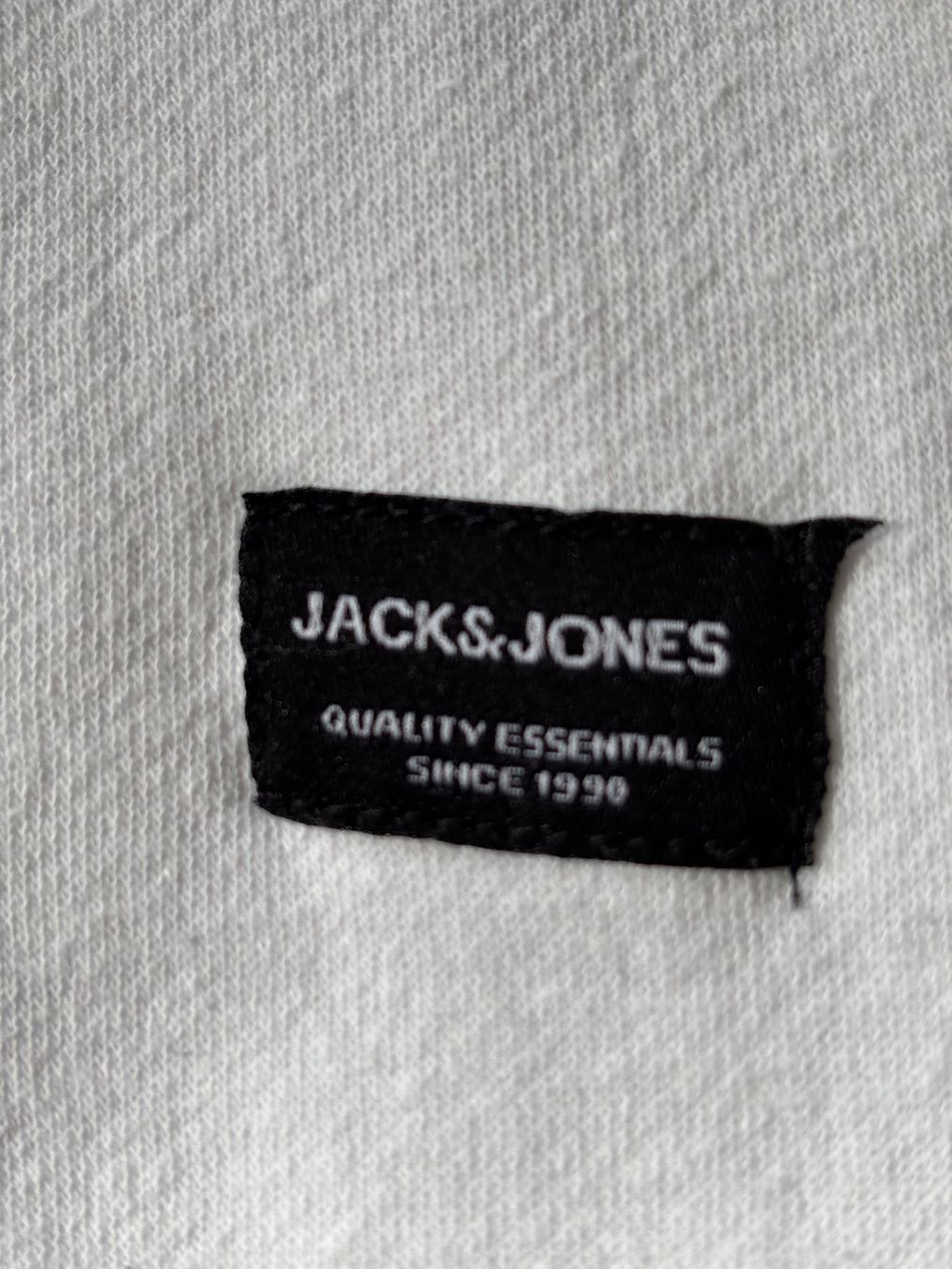 Jack & Jones Maglioni & Felpe: Hoodie weiss Jack & Jones – Usato da Jona venduto da Nanuksiglu 2