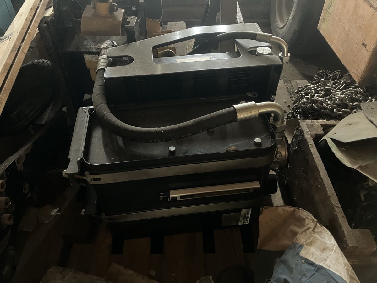 Tutti i ricambio: Ölkühler mit öltank und filter – Usato da Bigenthal venduto da xfighter27 2