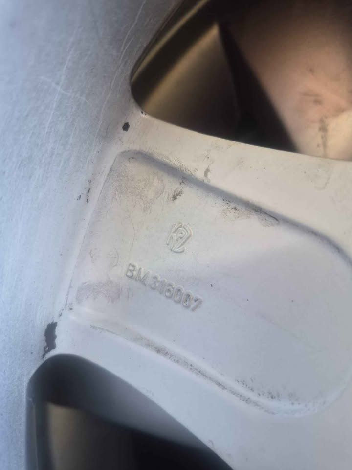 BMW Pneumatici & Ruote complete: BMW 3-er E46 /16 Zoll Räder – Usato da Glattbrugg venduto da glattbach-garage 4
