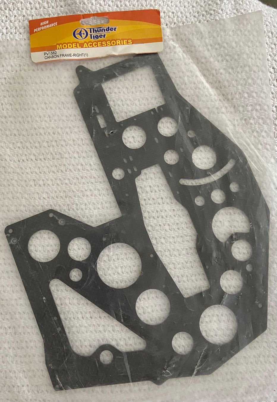 Modellismo RC: Thunder Tiger RC PV1562 Carbon Frame right – Nuovo e nell'imballaggio originale da Pratteln venduto da Arthband