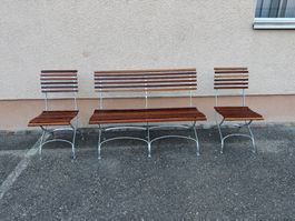 TEAKHOLZ  GARTENBANK + 2 STUHLE  - KLAPPBAR