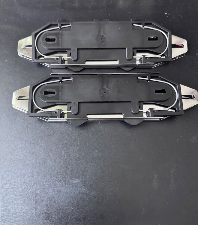 Tutti pezzi di ricambio auto: Menotec Wechselnummerhalter Garnitur für 2 Autos – Nuovo (secondo la descrizione) da Wolfhausen venduto da ResalePoint 2