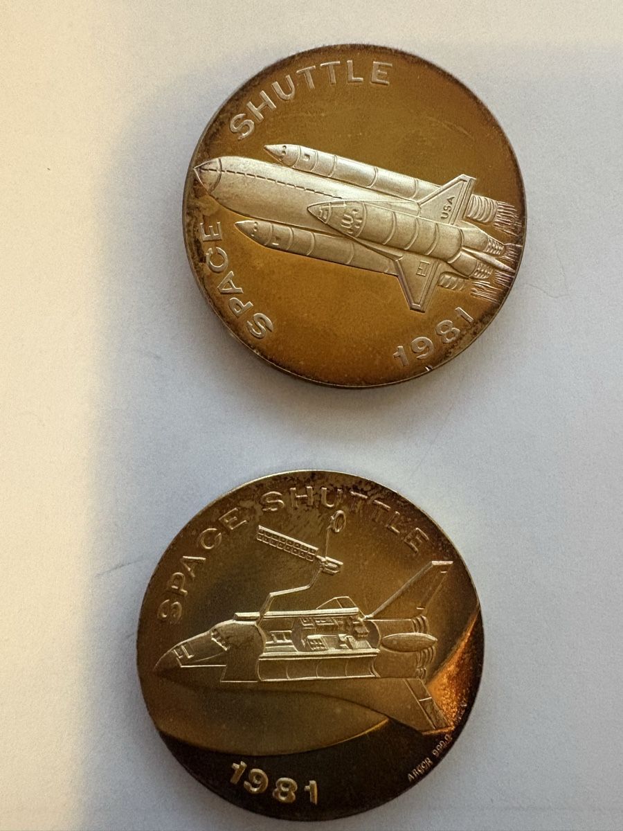 Alle Münzen: 2x999 Silber Munze 1981 Space Shuttle  – Gebraucht aus Murten von Tzaugg 1