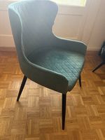 Deux chaises velours vert foncé