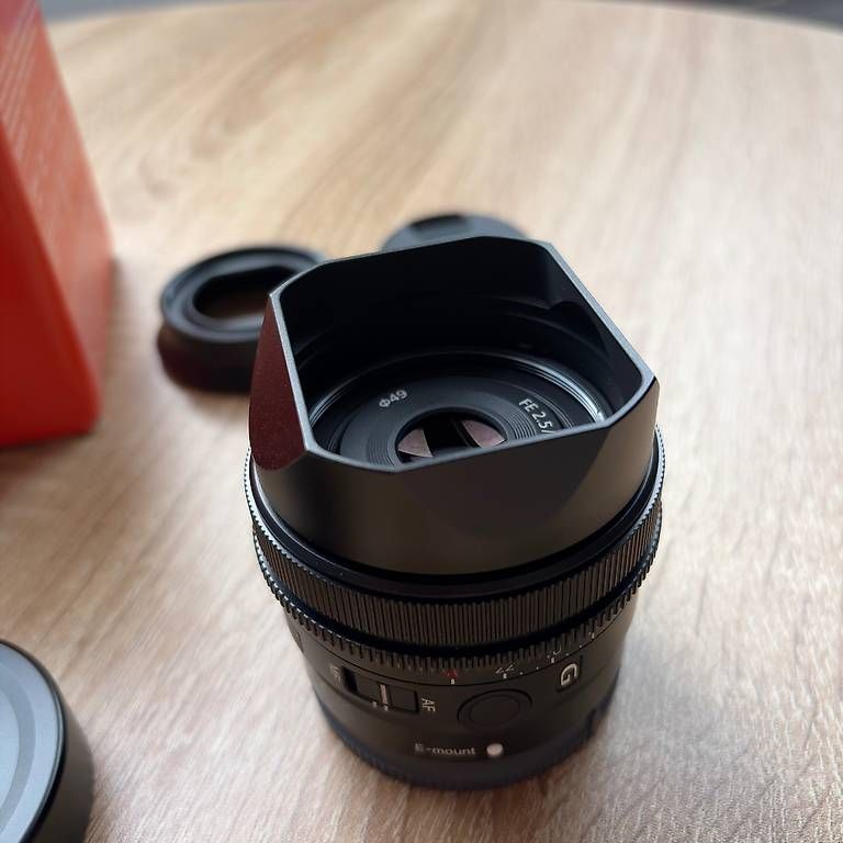 Sony Obiettivi: Sony FE 40mm f/2.5 G – Usato da Vuippens venduto da Overney1 2