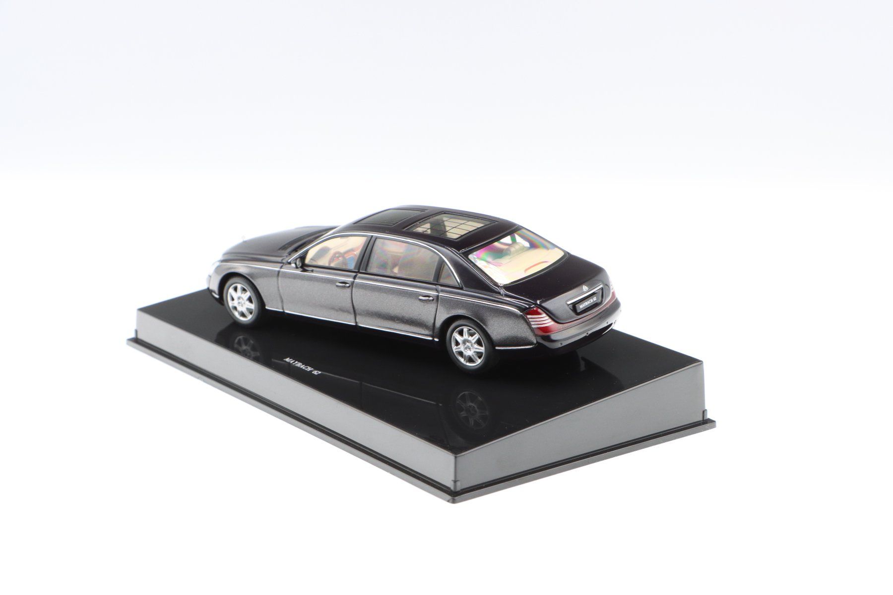 Modellautos: Maybach 62 2004 1:43 AutoArt – Gebraucht aus Bühl b.Aarberg von modelldiecast 5