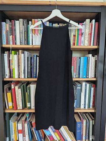 COS schwarzes Trägerkleid S