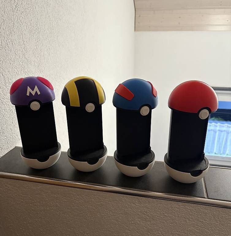 Carte collezionabili: Pokemon PSA Karten Display Halterung – Nuovo (secondo la descrizione) da Gretzenbach venduto da Fab_gwm2 1