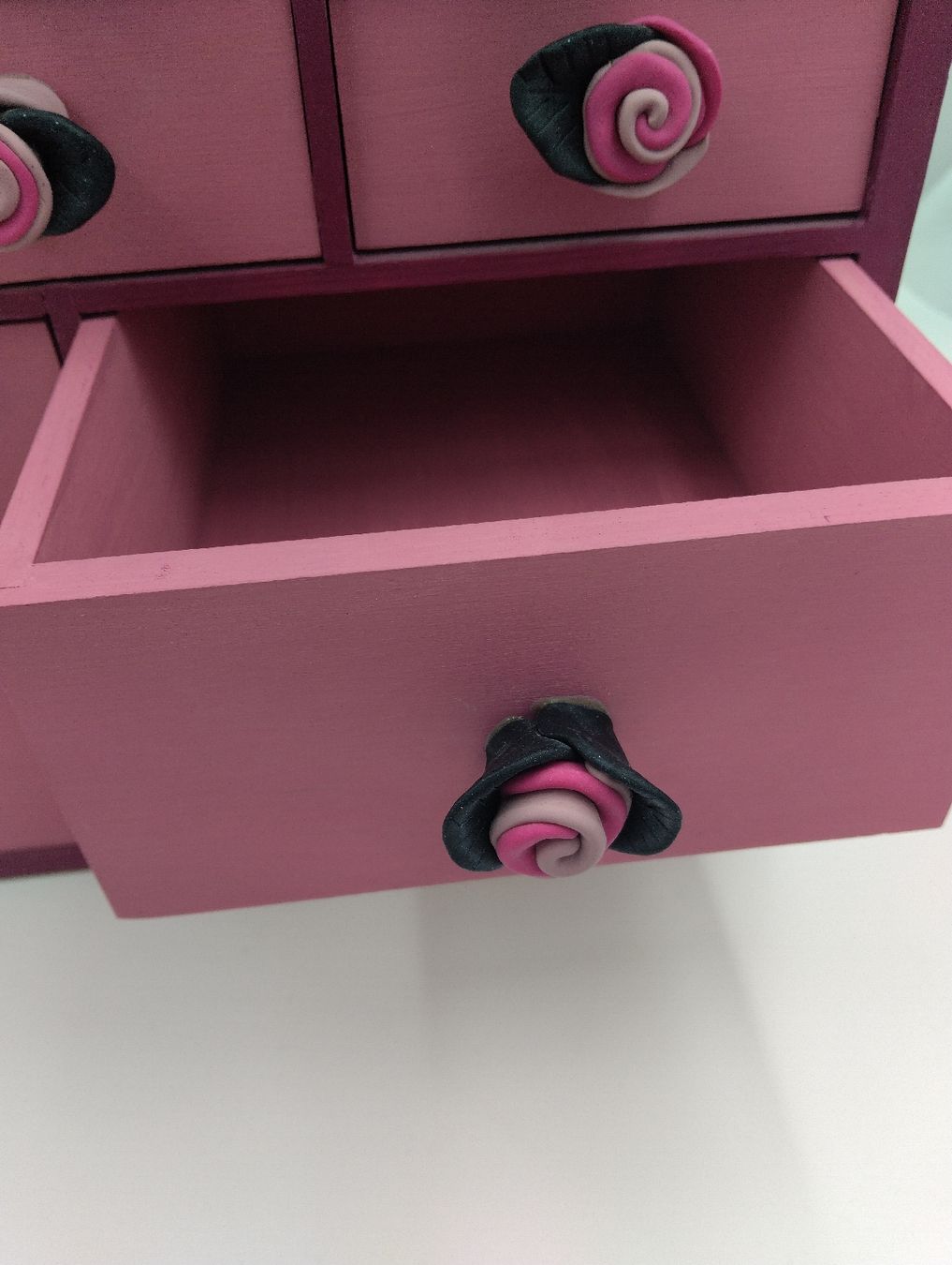 Cassettiere: Süsse rosa Schubladen Möbel mit Rosen – Usato da Zofingen venduto da Lechim01 3