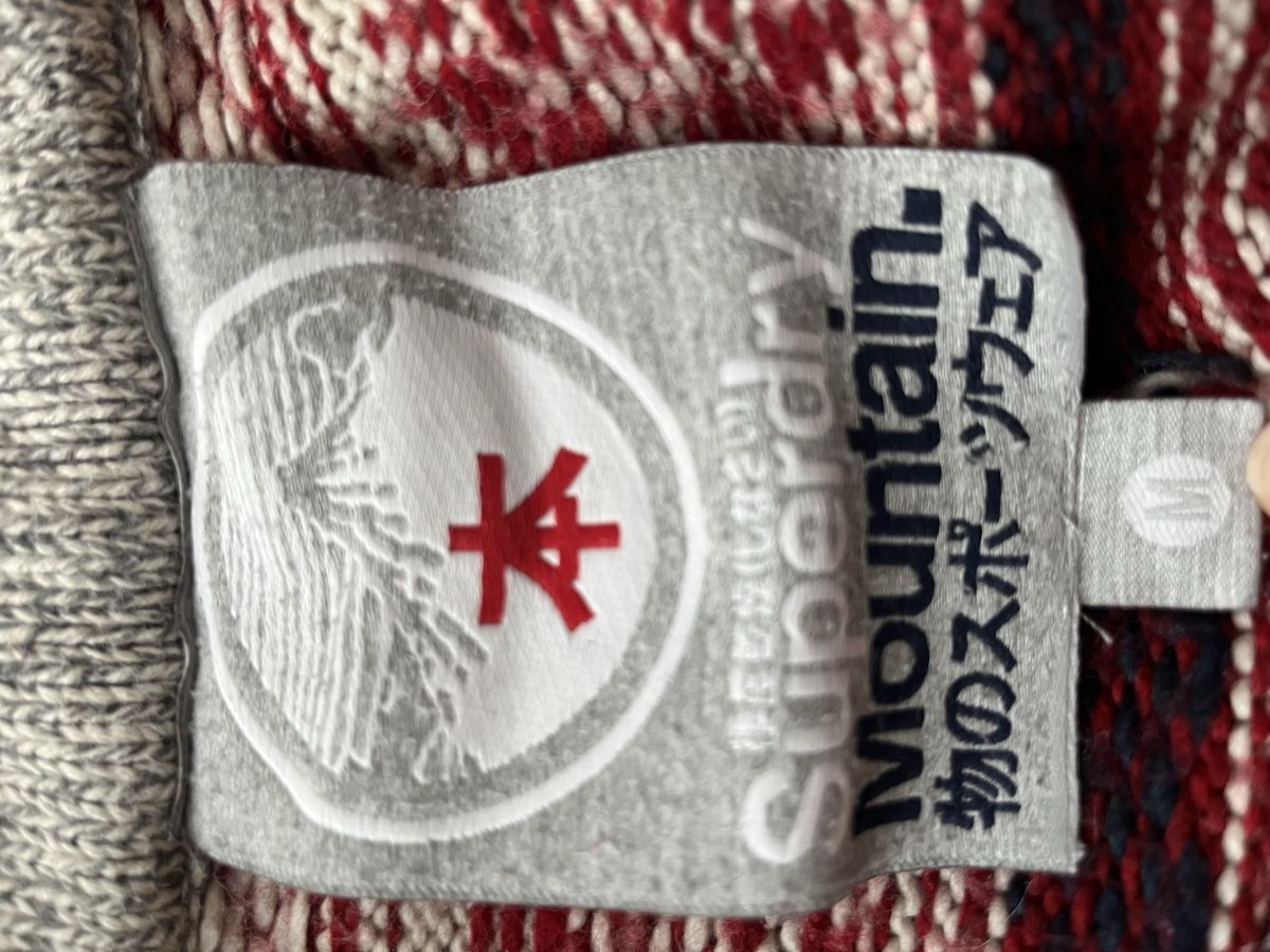 Superdry Pantaloni: SUPERDRY STRICK-JOGGINGHOSE MIT NORWEGERMUSTER – Usato da Zürich venduto da fra_mmt9 2