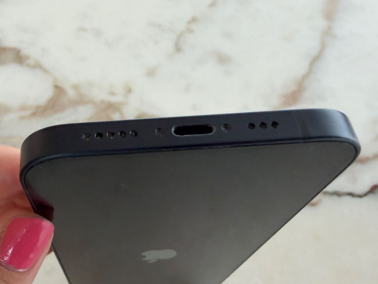 Apple Telefoni cellulari / Smartphones: iPhone 12 64GB Batterie 89% – Usato da Scherzingen venduto da oli_9rjp 5