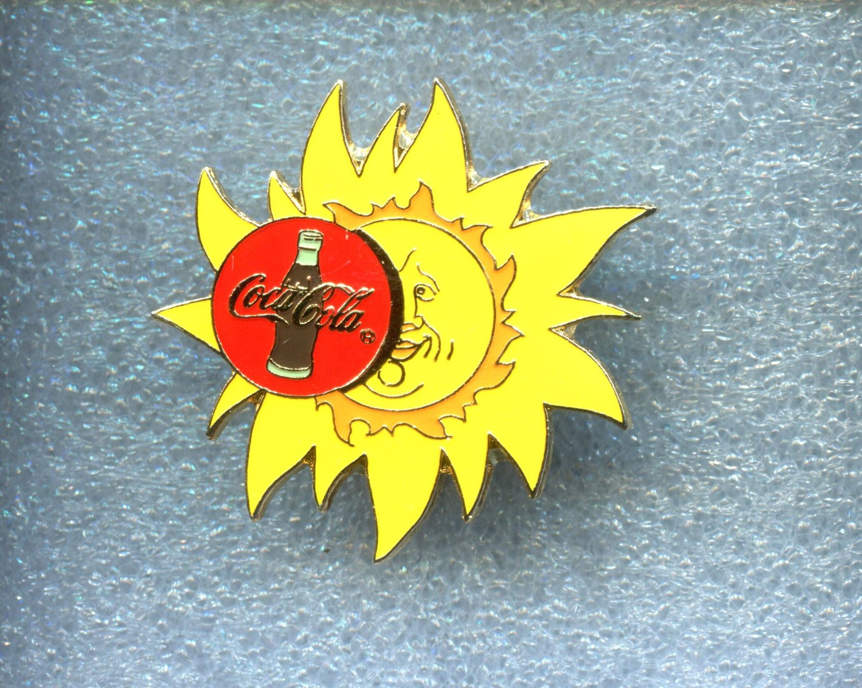 Coca-Cola Plaketten & Abzeichen: Coca Cola  SONNE – Gebraucht aus Winterthur von Sammleroase