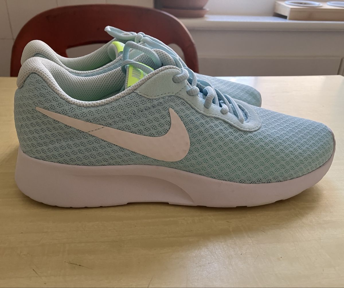Nike Scarpe da donna: Nike bleu clair – Usato da lausanne venduto da ZeldaZonk58 5