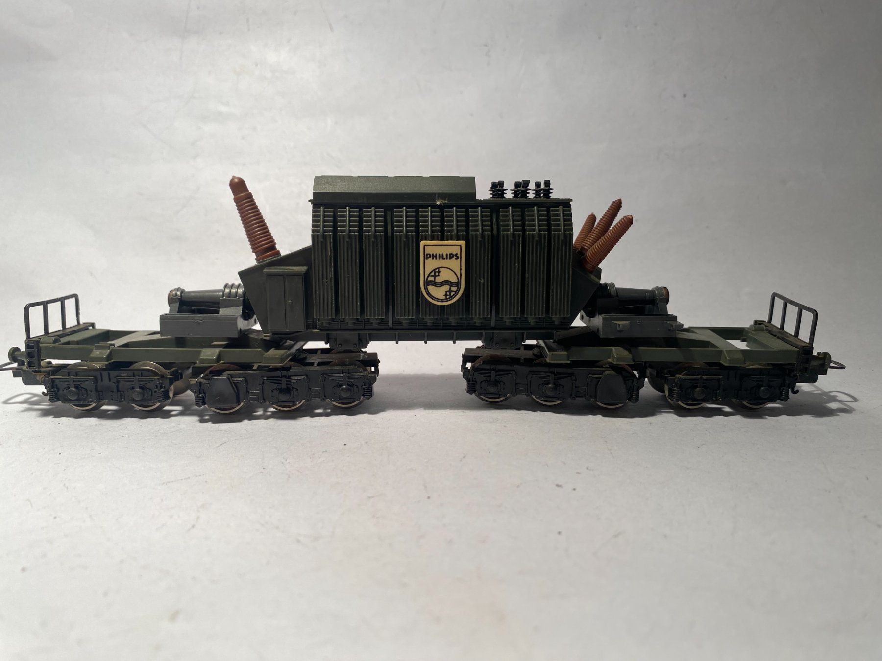 Lima Modellini di ferrovie: LIMA Schwertransport Wagen mit Trafo PHILIPS, DC Achsen – Usato da Buchrain venduto da Modellbahn11
