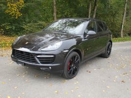 Porsche Cayenne Turbo frisch ab MFK
