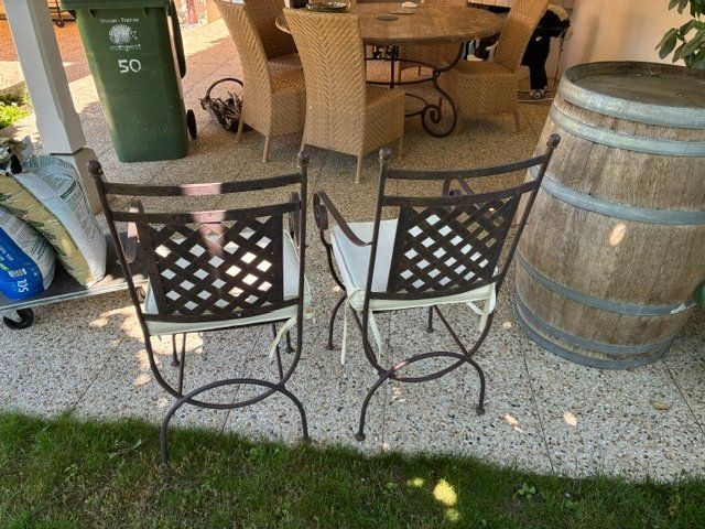 Sedie: CHAISES DE JARDIN METALLIQUE AVEC COUSSIN – Usato da Veyrier venduto da OKUNZLER 1