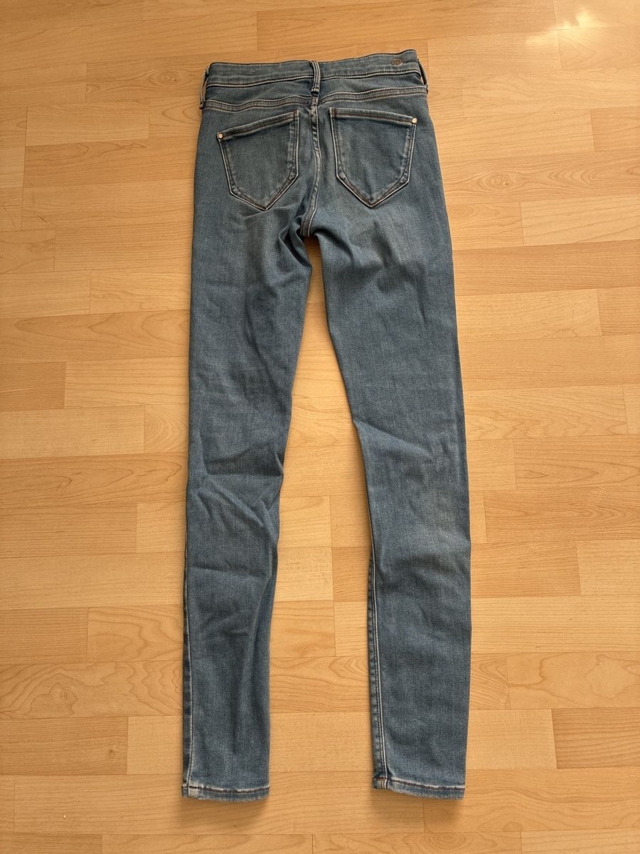 Jeans: Jeans XS – Usato da Küssnacht am Rigi venduto da Anacerna 1