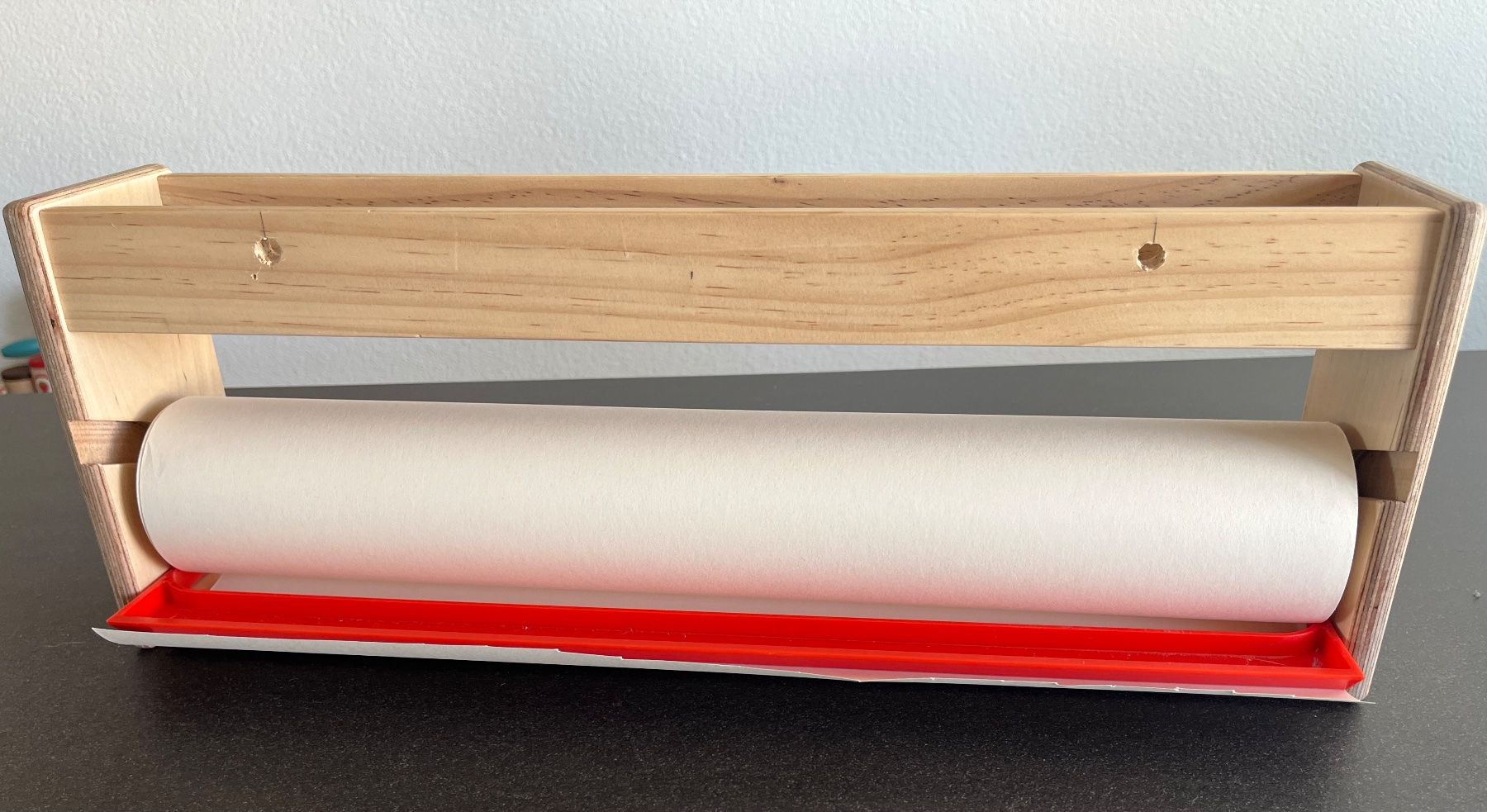 Ikea Autres accessoires pour la salle de bain: Kinder Papierrollenhalter mit Ablage inkl. Papier – D'occasion à Olten par Ta_Ny 1