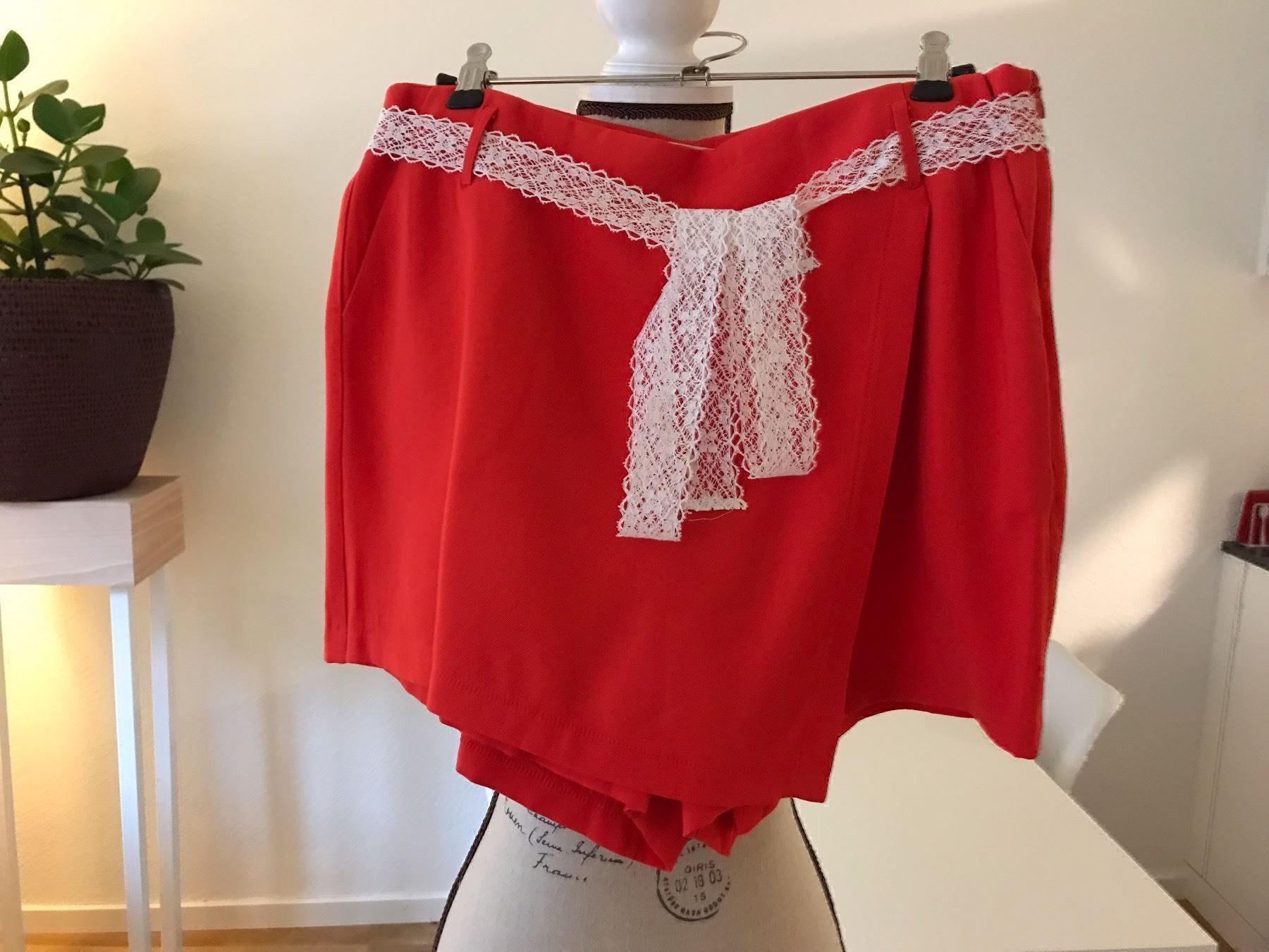 Pantaloni: Grace & Mila Shorts orange Gr. M – Nuovo (secondo la descrizione) da Aarau venduto da Obdulia