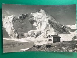Zermatt, Schönbühl-Hütte S.A.C. mit Hüttenstempel