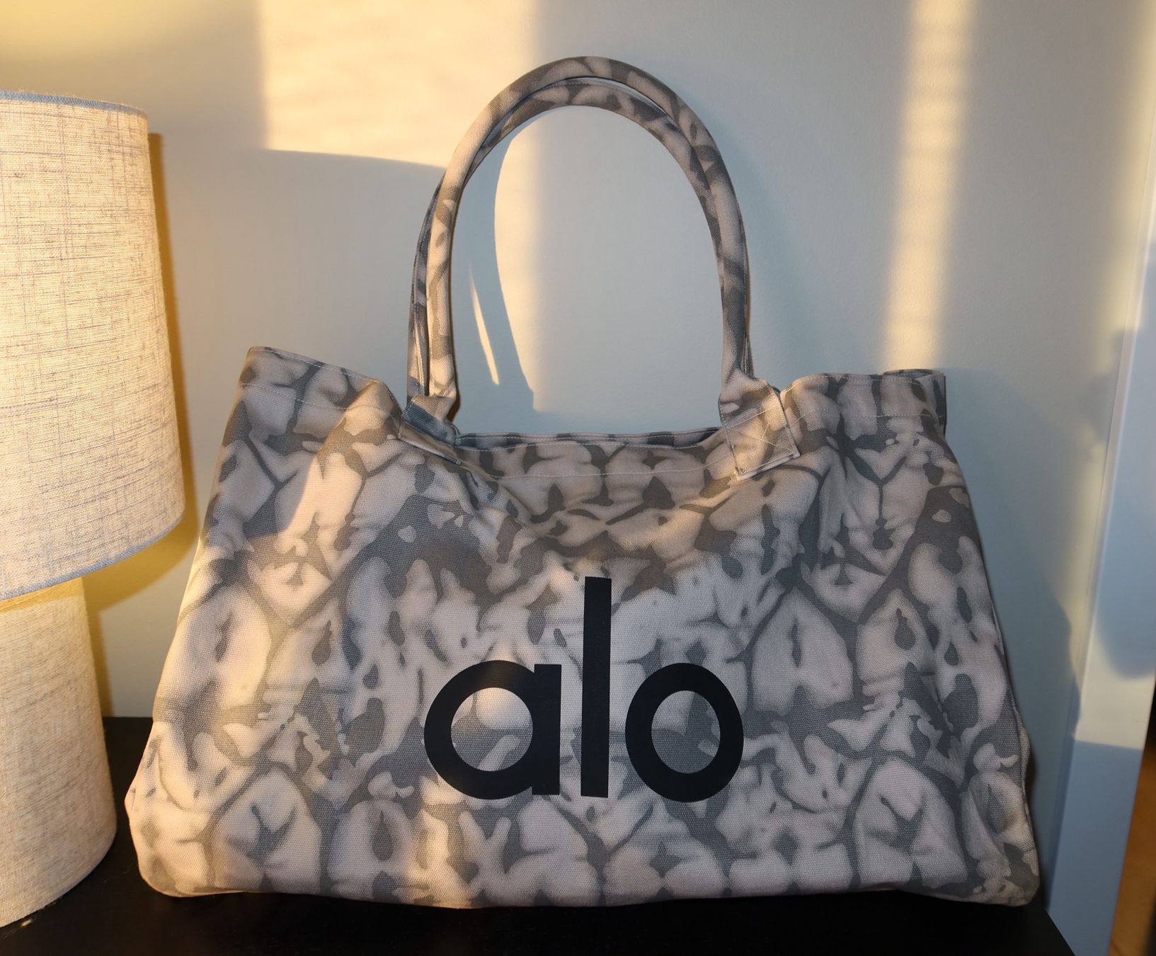 Alo Yoga Sacs: ALO TASCHE NEU – Neuf avec emballage d'origine à Birr par WalkyriaM