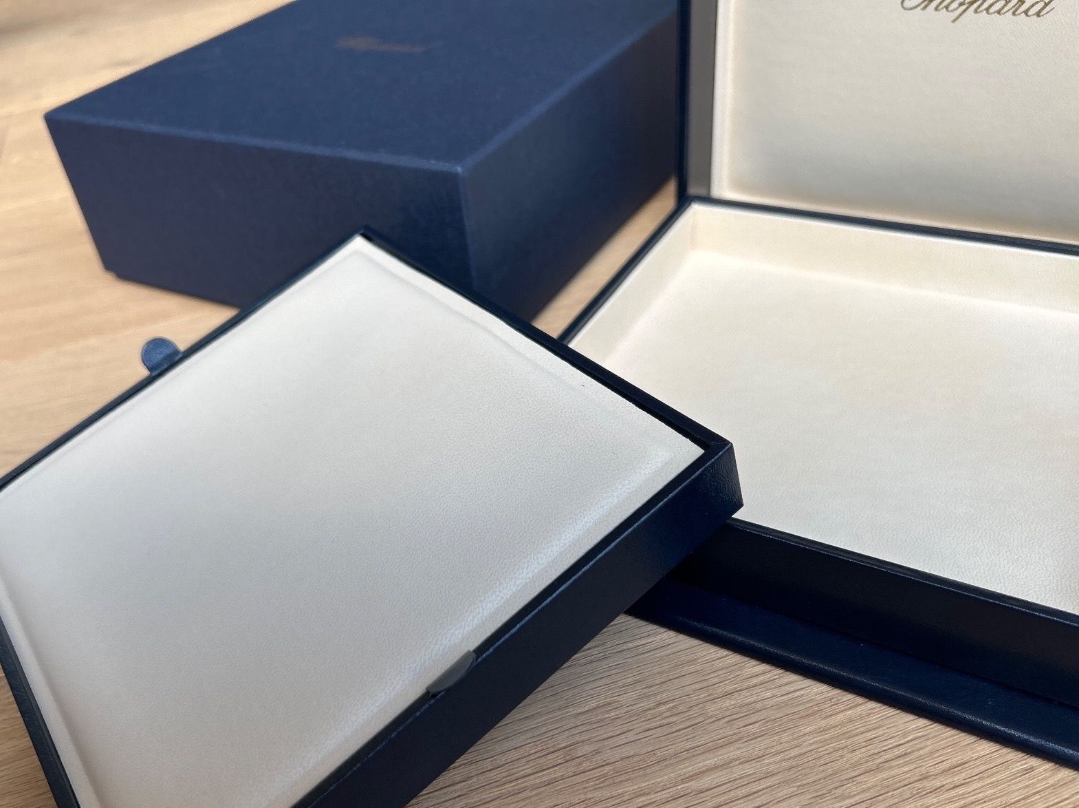 Chopard Uhren: Chopard - Uhren-/Schmuckbox – Neu und originalverpackt aus Fläsch von sus_69xn 3