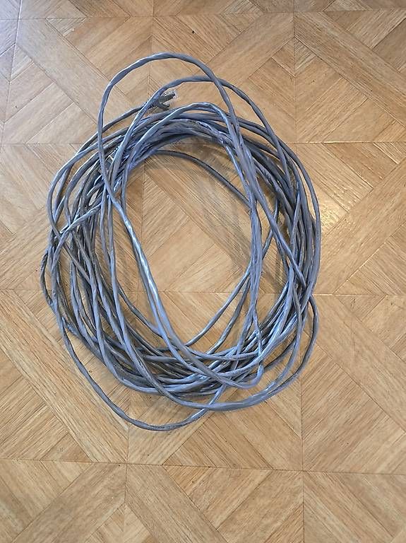 Cavi: LAN KABEL 15 METER – Usato da Bern venduto da jon_b2qr