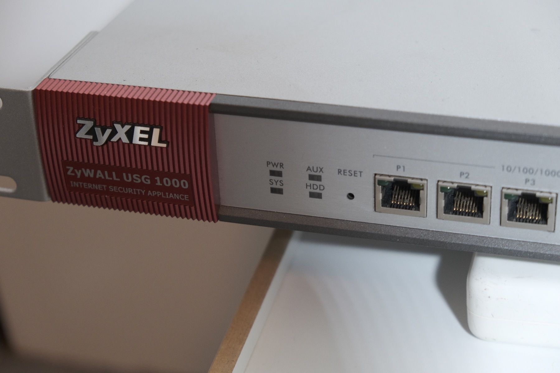 Zyxel Firewall: Firewall Zyxel ZyWALL USG 1000 – Usato da Egg SZ venduto da fsc_g2v2